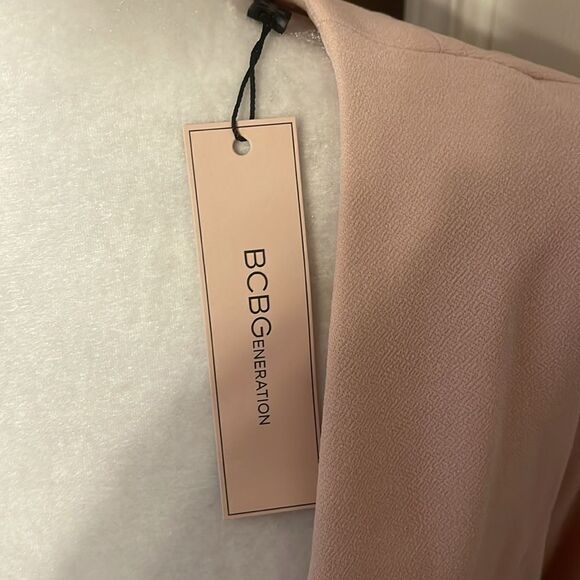 BCBGeneration Blazer Suit Jacket NWT Size Small Color Pink - Picture 2 of 8